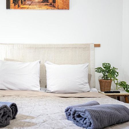 Budapestayz - Bacso Apartments Luaran gambar
